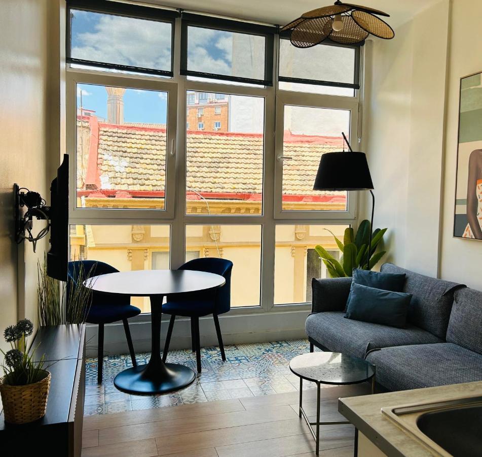 Apartamentos Uncibay Premium Málaga Exteriör bild